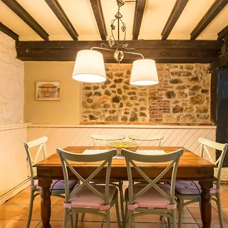 La Casona * San Vicente De La Barquera